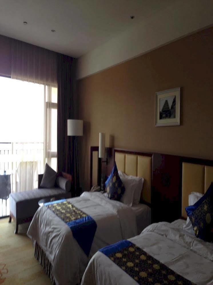 Liuzhou Sanjiangxian Dongxiangguo Hotel Exteriér fotografie