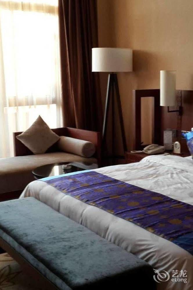 Liuzhou Sanjiangxian Dongxiangguo Hotel Exteriér fotografie